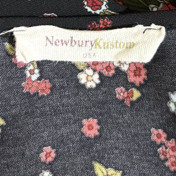 Newbury Kustom Top Women's Small Black Multicolor Flower Bomb Casual Shirt - Picture 6 of 9